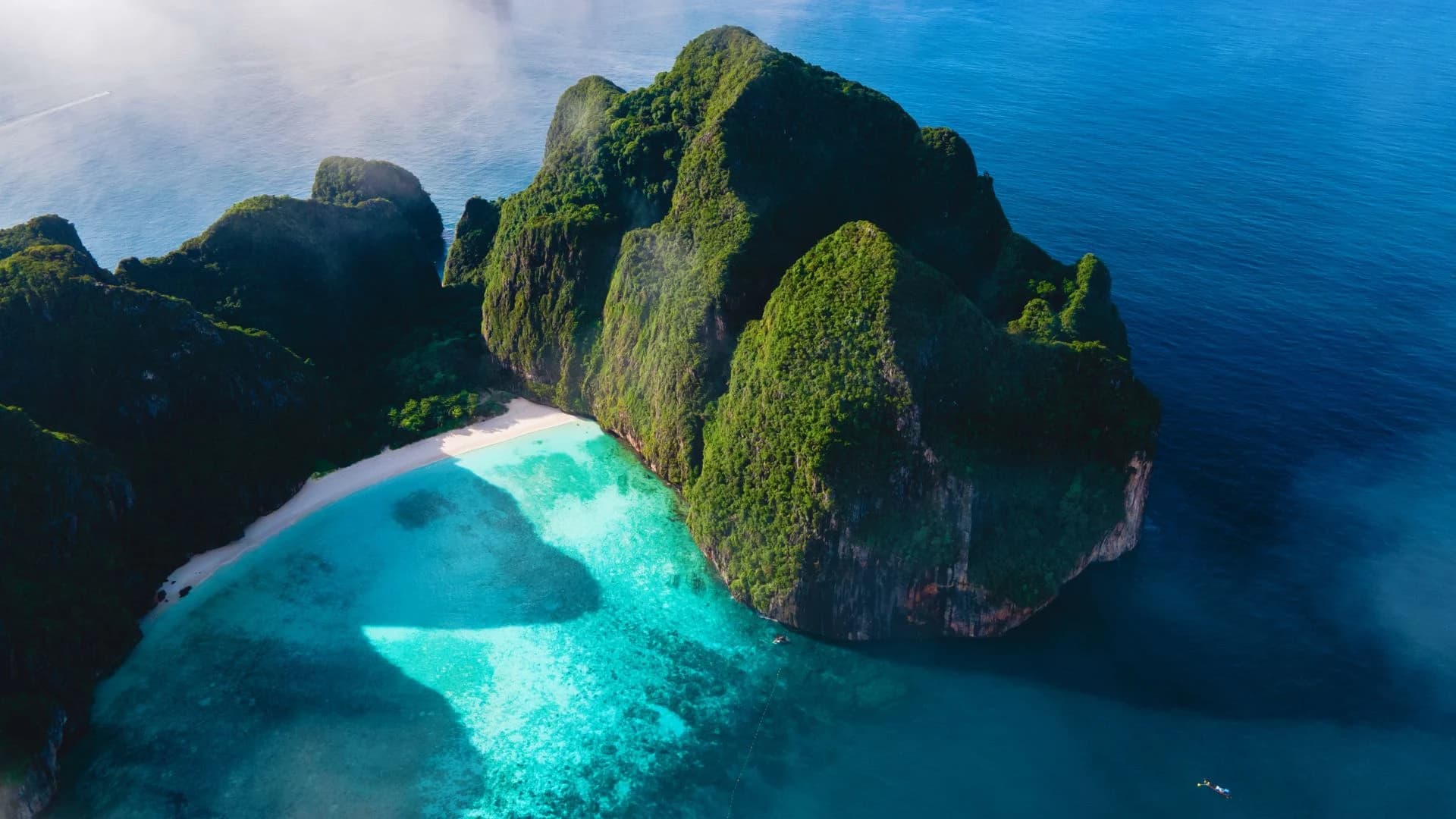 Maya Bay, Koh Phi Phi, Thailand