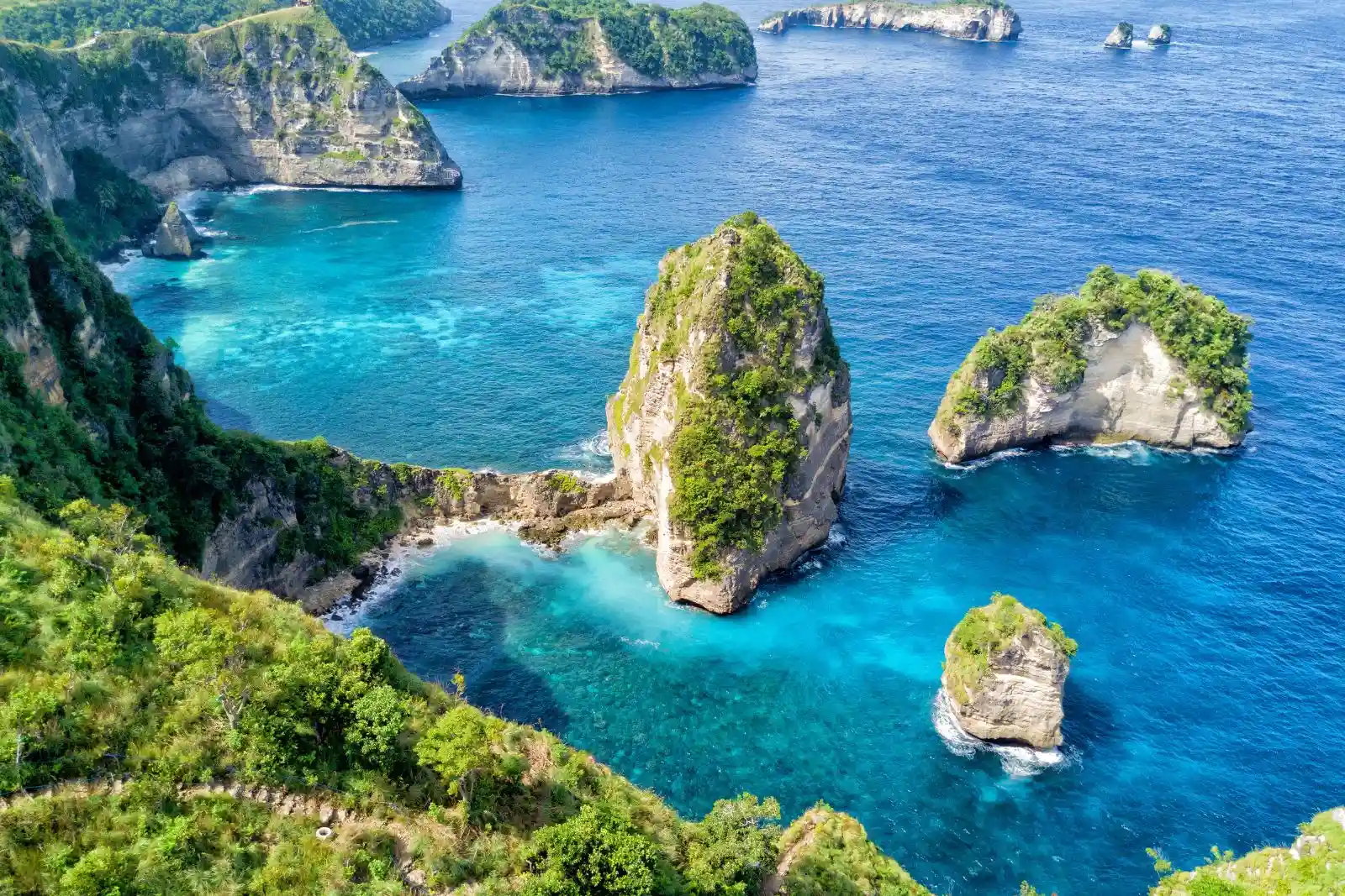 The cliffs of Nusa Penida, visited on the day-five boat tour