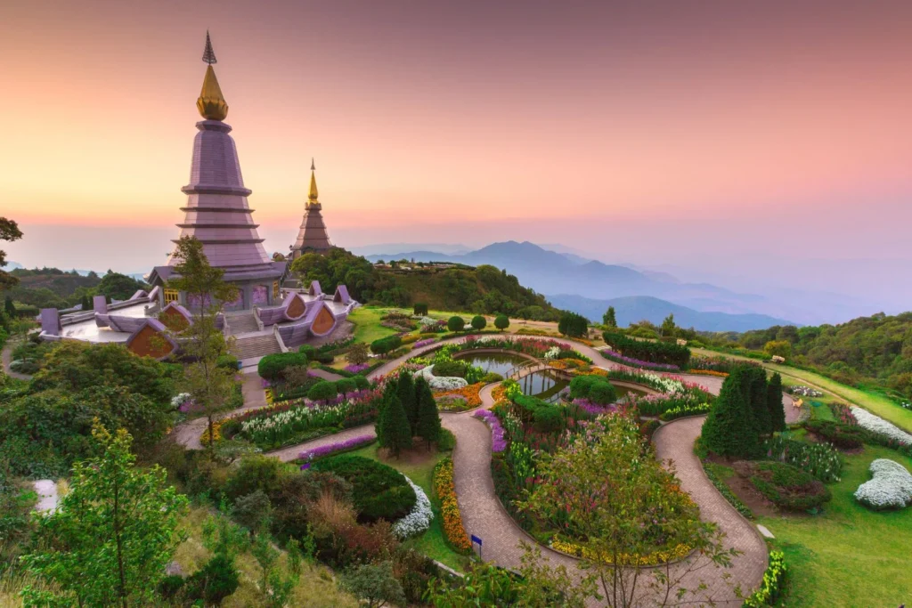 2 Pegoda in Doi inthanon - Thailand